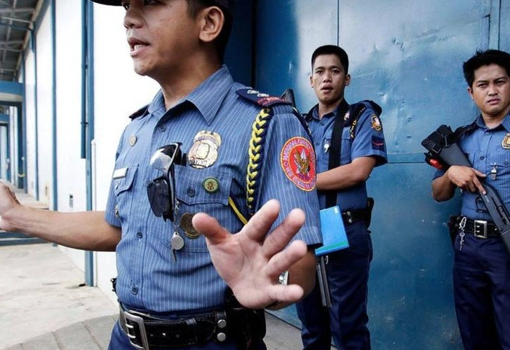 菲律宾约200名警察涉嫌入学考试作弊是真的吗?