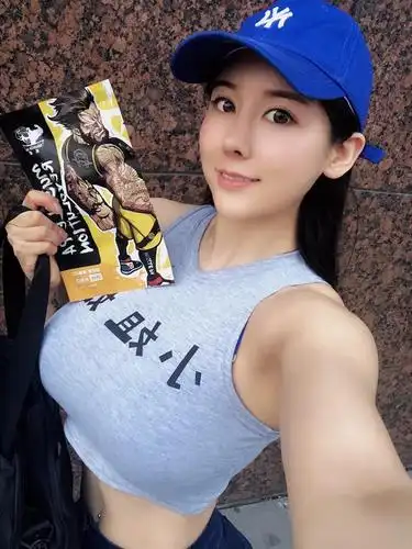 美女裁判刘太阳走红网络,预示着"爱美"经济已成新时代"刚需"