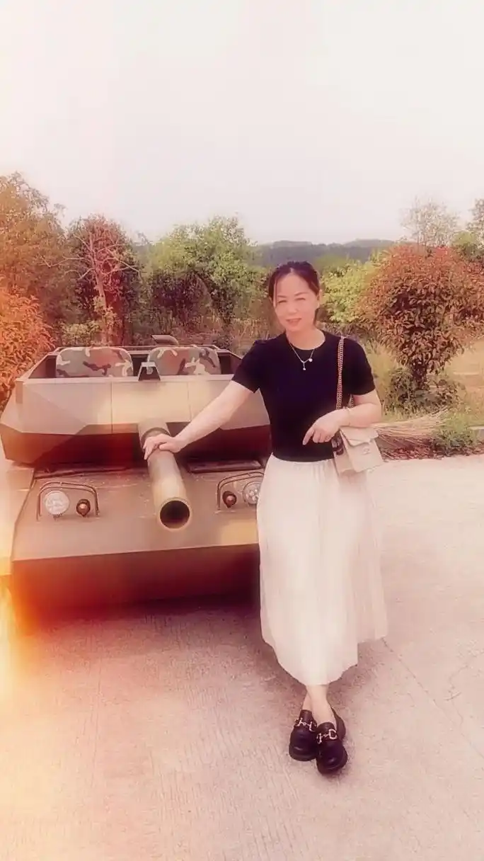 由小女人渐长成大女人,那是因为无奈;由大女人回归回小女人,那 - 抖音