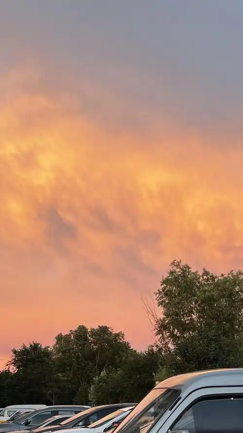 雨后晚霞太治愈了醉醺醺的晚霞