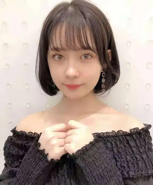 大饼脸适合的发型脸大脸圆适合什么发型