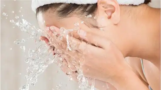 涂了防晒需要卸妆吗