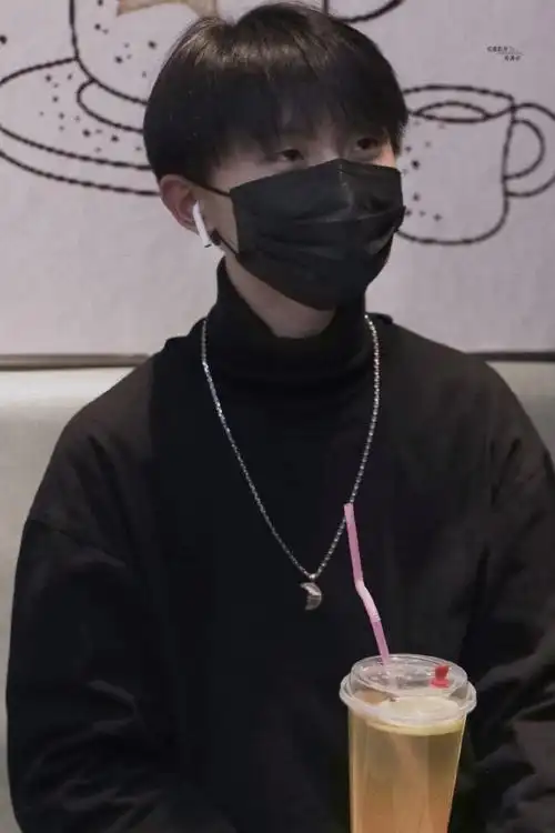 车 带你离开没日没夜 "——「 可我還是想一起等天黑 」马嘉祺超话