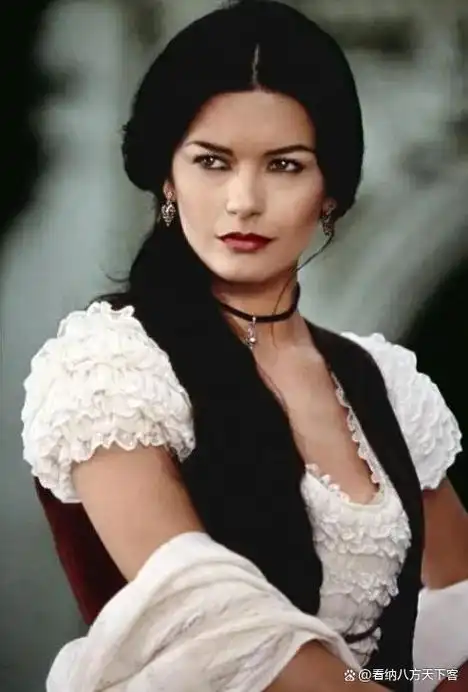 颜值超高的英伦女神凯瑟琳泽塔琼斯