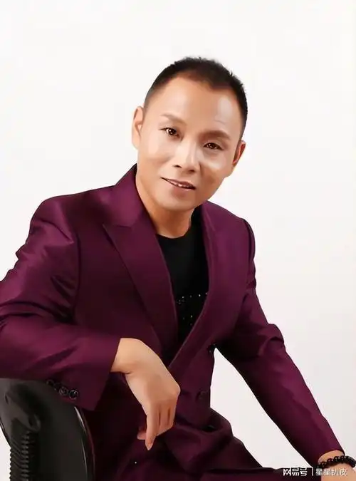 祁隆和乐凡离婚后痛哭流涕既然不愿意分手他为何不选择挽回