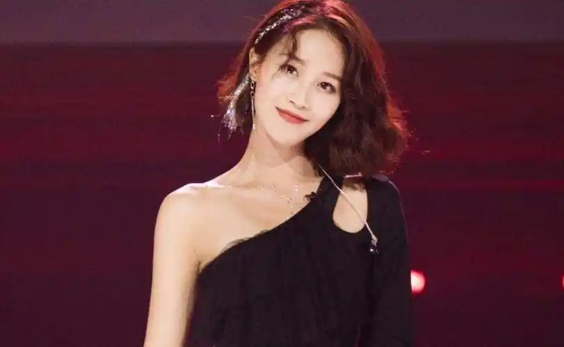 上海名媛蓝盈莹她的努力到底是野心还是不甘心