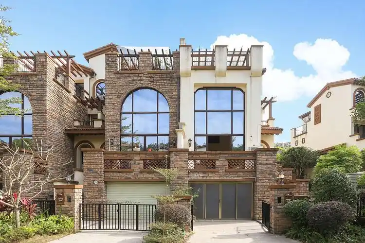 富力养生悠闲度假别墅全新欧式家俬【5 1房11床】