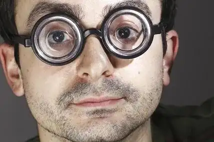 高度近视的五大并发症之一视网膜脱落