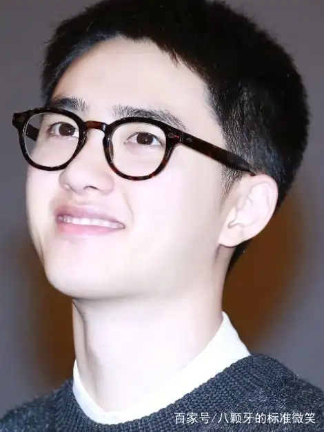 可爱又帅气的男孩都暻秀,喜欢他干干净净的笑容,如沐阳光