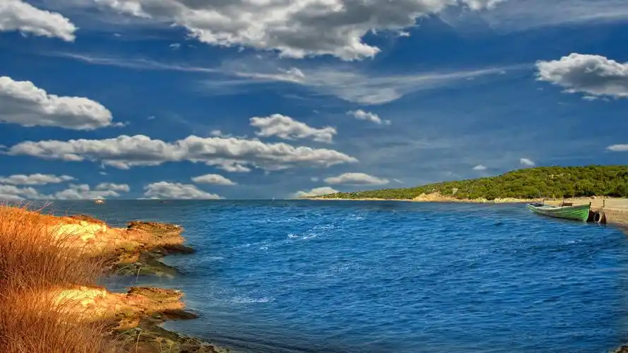 download wallpaper 3840x2160 sea, sky, beach, landscape 4k ultra