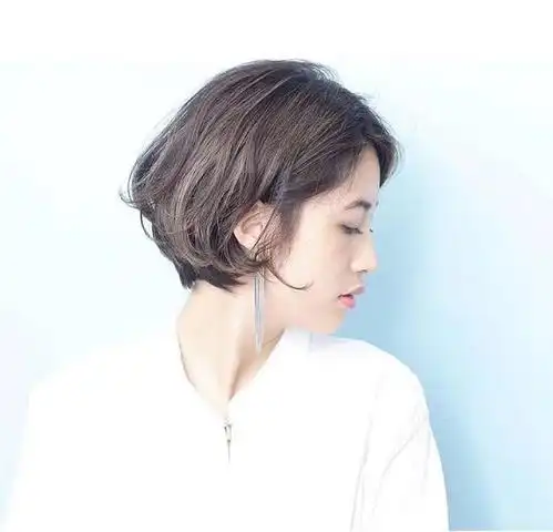 秋冬流行款-弧形刘海