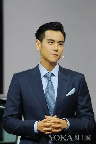 上海车展最亮的星 彭于晏风头被"谢霆锋"抢走