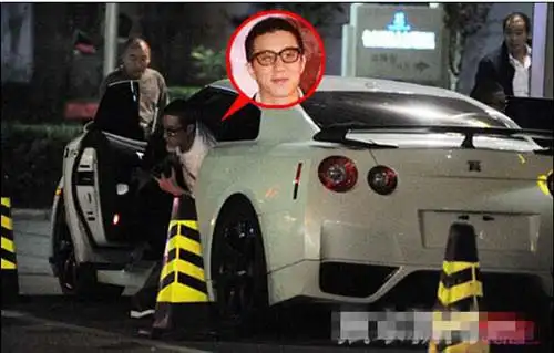 毒基友爱豪车柯震东房祖名豪车盘点