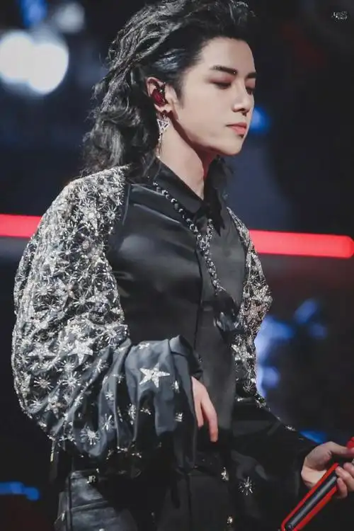 2024华晨宇火星演唱会##华晨宇香港预售时间