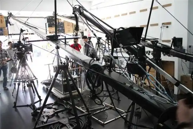 大豆影视是银川规模最大;影视器材最全;服务最好;价格最低的影视设备