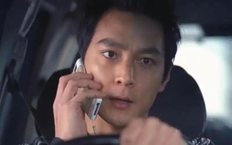 还是那么帅909090 "西装暴徒"说的就是"吴彦祖"吧999999