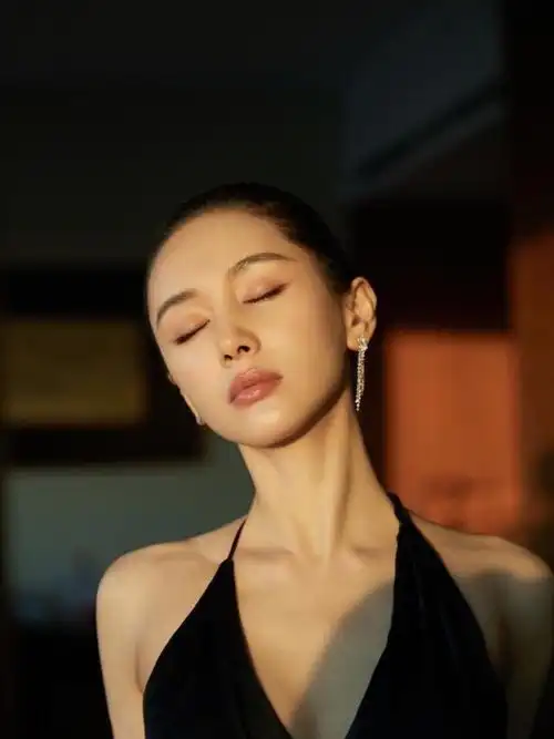 昨天说王子文是我心中脂肪填充优秀模板,那么究竟什么_圈子-新氧美容