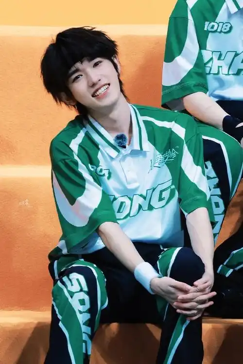 tf家族夏日运动会分队官宣##宋亚轩 海胆头