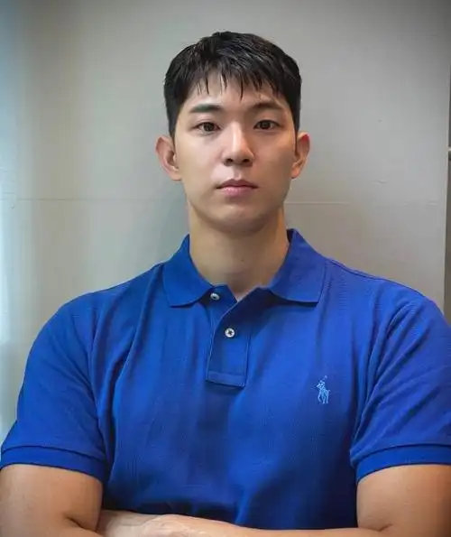 男生"短发"怎么剪才帅气?夏天就剪这3款发型,清爽干净很好看!