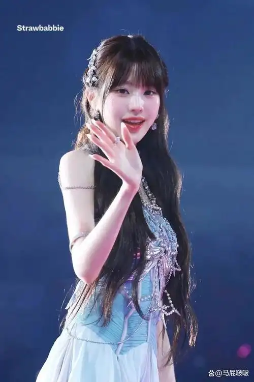 张元英的魔力转圈圈上亿网友跟着扭一扭