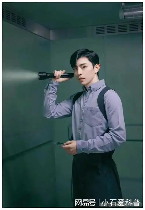 网易首页>网易号>正文申请入驻>总的来说,邓伦是一位非常优秀的演员和