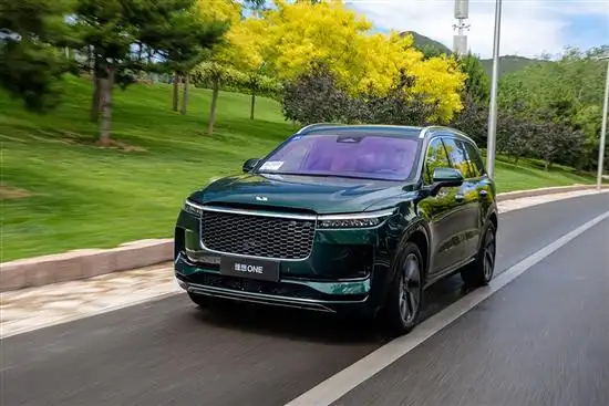 理想明年推全新中型车预计2030万