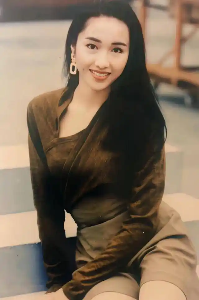 黎姿自曝想复出演戏,退圈14年后首松口,就等三个女儿同意?