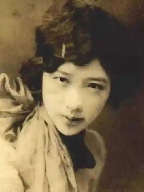 沈从文苦追女神张兆和4年,却在婚后移情别恋,张兆和的