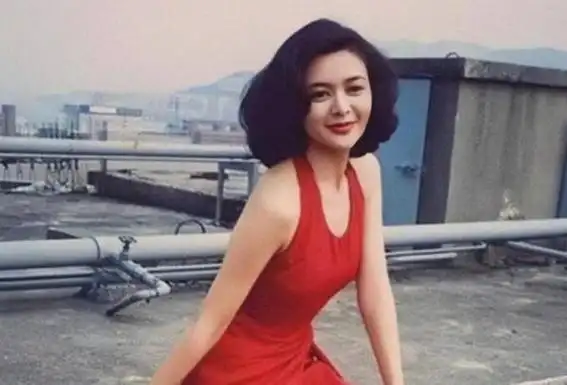 关之琳高尔夫球什么事件真相两个高尔夫球塞进下体都是谣言