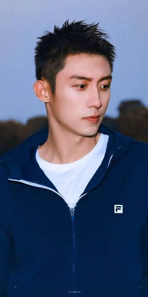 黄景瑜暮色芦苇大片