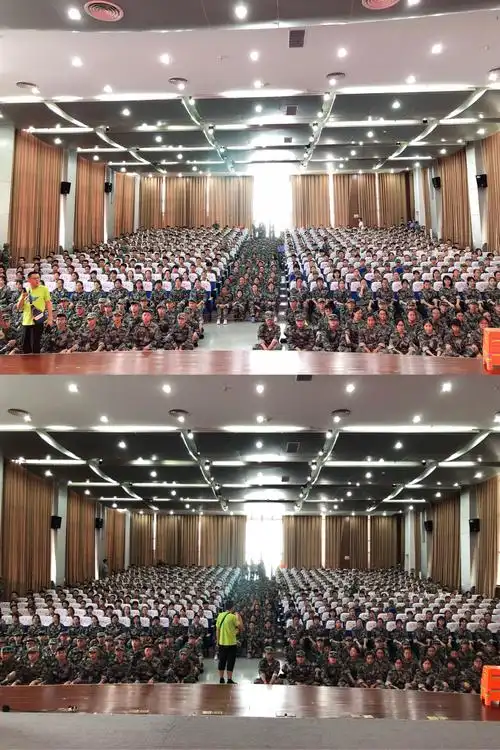 戎装披身焕新颜,正是青春少年时——通州湾中学2019级高一新生军训