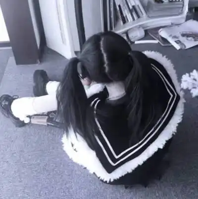 手机挡脸女图 - 堆糖,美图壁纸兴趣社区