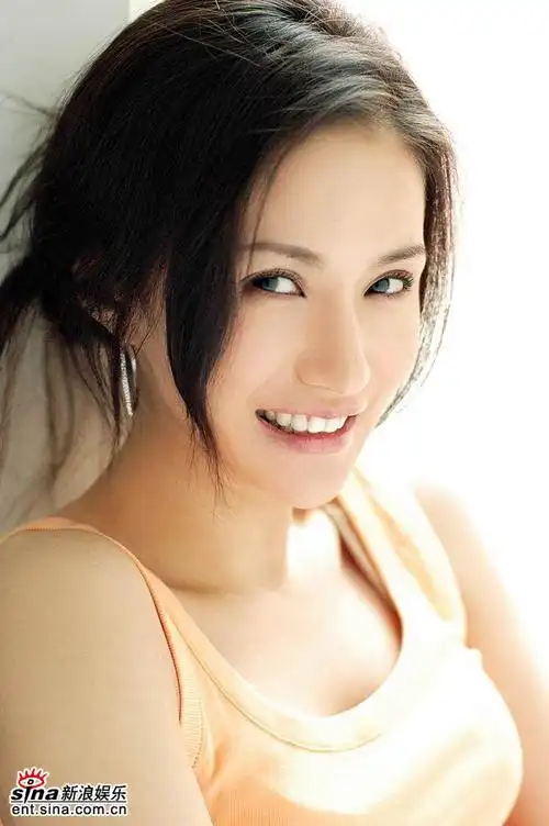 资料图片:万美汐个人写真(1)