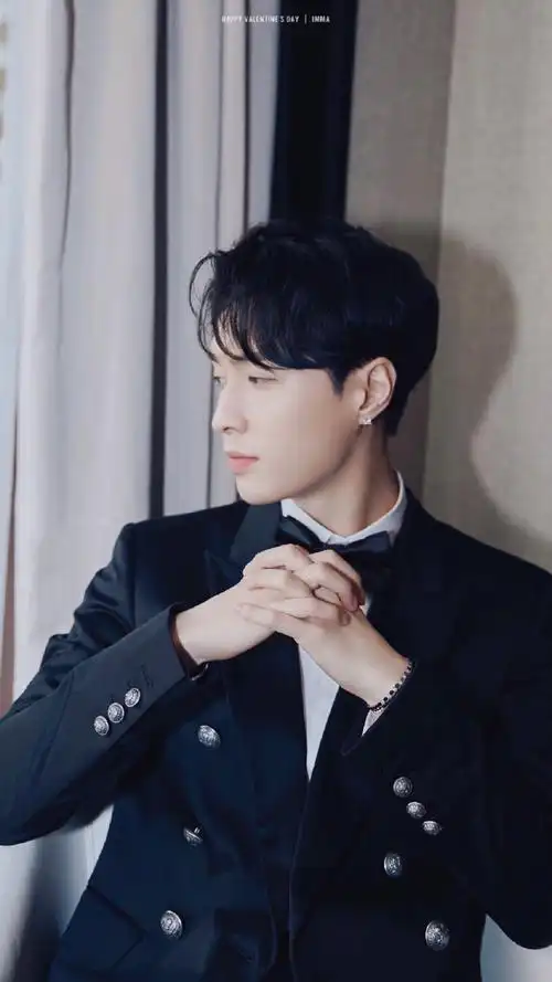 爱豆侧颜区风景大赏##张艺兴我是唱作人2