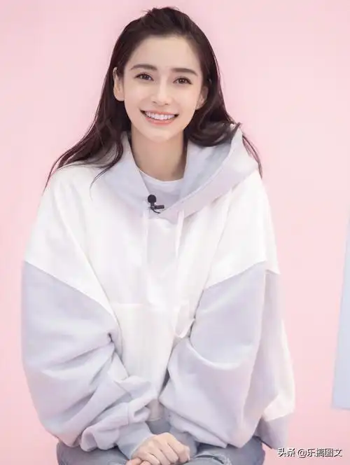angelababy杨颖休闲风装扮可爱清新