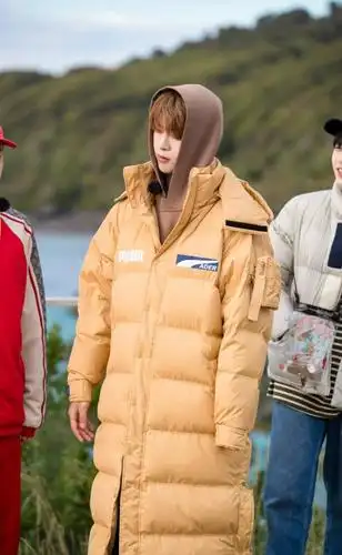 《青春的花路》收官 范丞丞哽咽感谢朱正廷