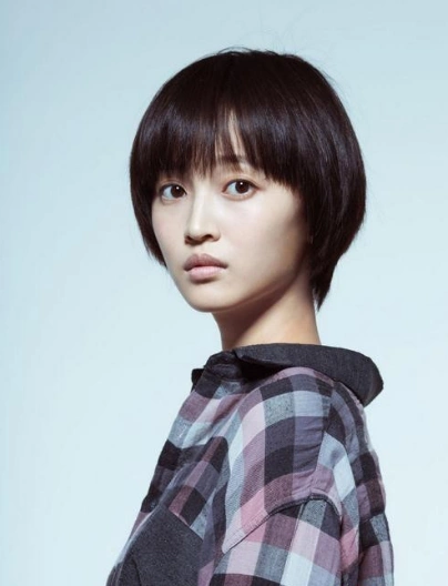 虞朗时尚写真(1/7)