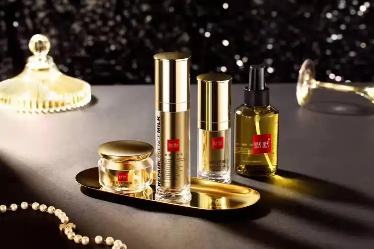 放大图片 广东默默化妆品有限公司 项 目