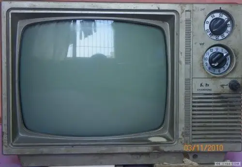 长虹55e9600电视虽然可以全程手机操作