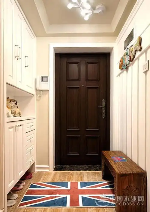 英伦风格的入户玄关鞋柜装修效果图