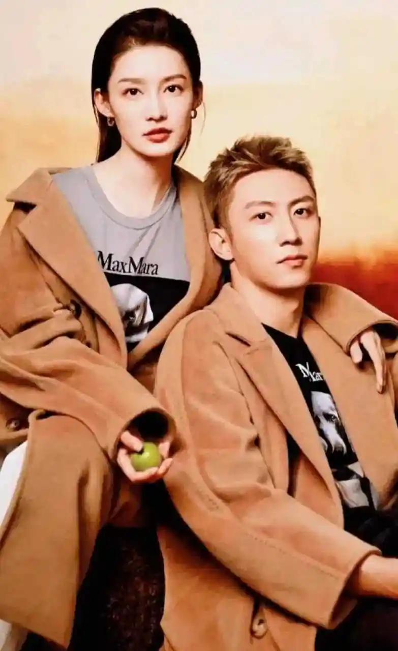 李沁 黄景瑜 感觉他俩非常般配,一个帅一个美绝配啊!太喜欢他俩了.