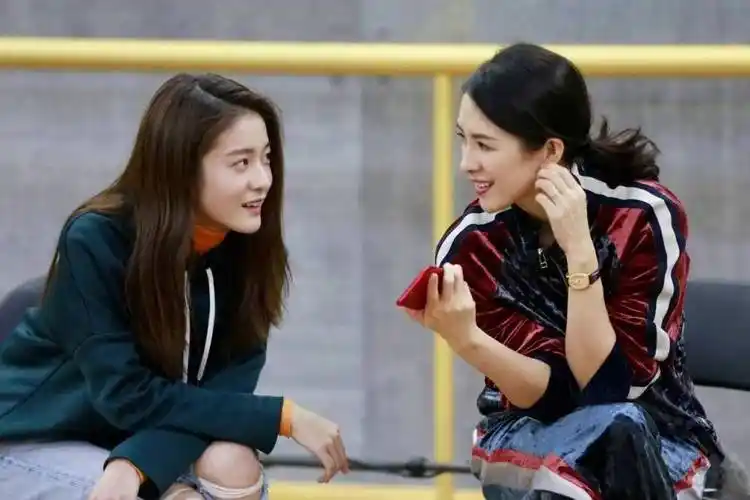 原创和周迅互撕20年后李冰冰终于捧红了亲闺女还是她狠