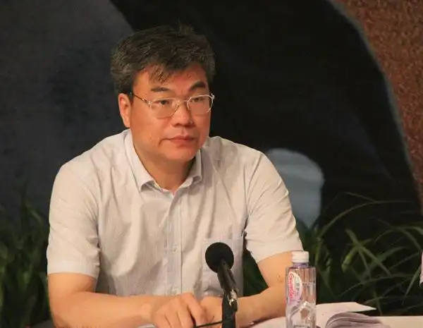 全国优秀县委书记王新军任河南开封市政法委书记