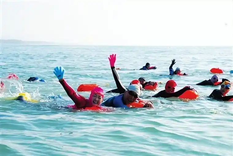 巾帼"泳"士,在三亚与大海共舞_澎湃号·政务_澎湃新闻-the paper