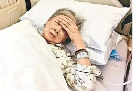 [视频]梅艳芳92岁老母无家可归留医院 没钱租房