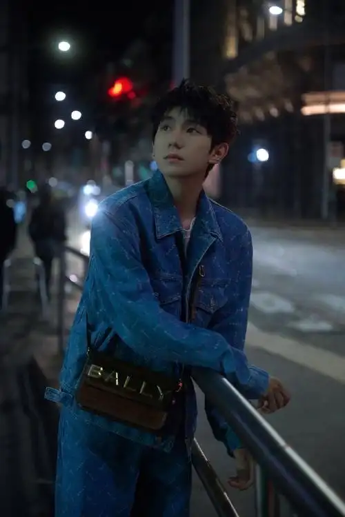 bally全球品牌代言人王源##王源电影盗火者