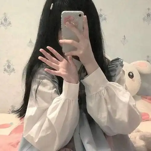 不露脸的网络女头