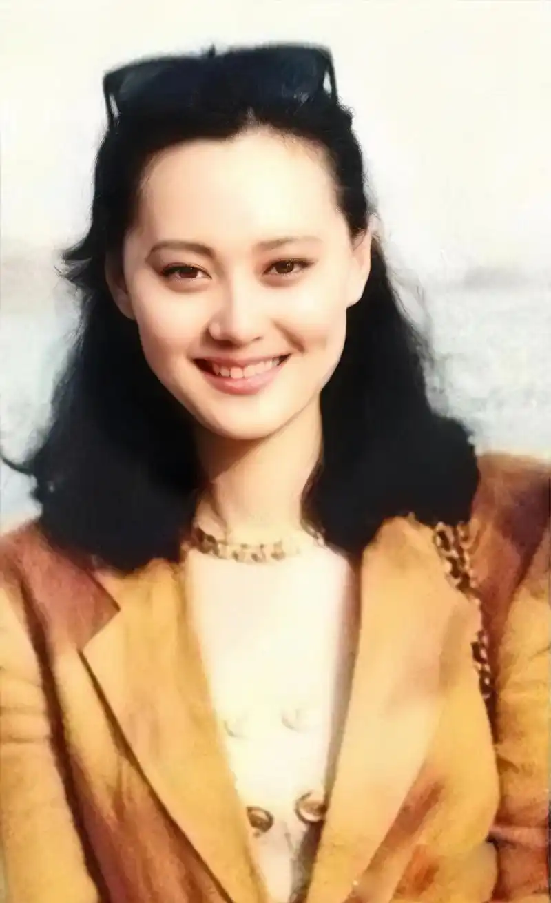 大宋佳:31岁为爱离婚,却因一包"毒血浆"让女儿愧疚20年