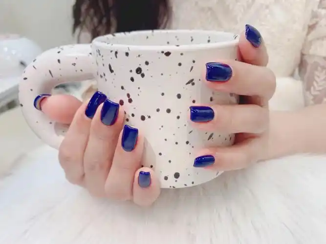 春夏单色美甲推荐