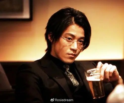 日本演员小栗旬